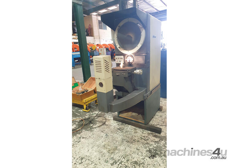 Nikon R-14 Profile Projector