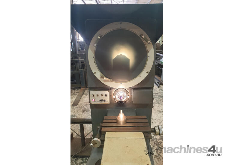 Nikon R-14 Profile Projector