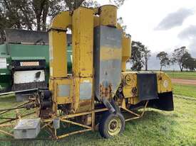 Horwood Bagshaw Clover Harvester Twin pull - picture2' - Click to enlarge