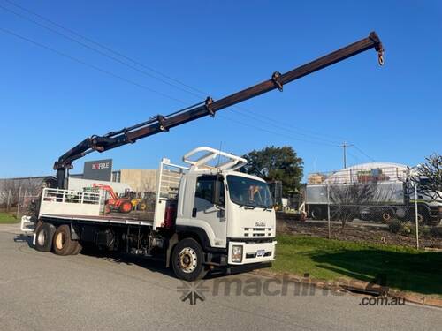 Truck Crane Truck Isuzu FVY 6x4 Hiab 8 Tonne 6m Tray 129879km 295HP Air Bag SN1541 1HQP444