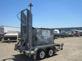 Just Trailers BIN Lifter - picture0' - Click to enlarge