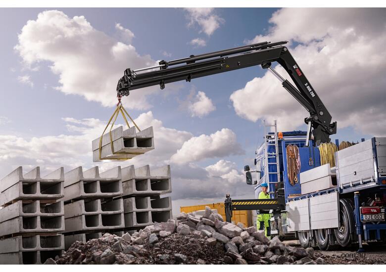 caption HIAB Crane – Performance & Savings, Pay Later!
