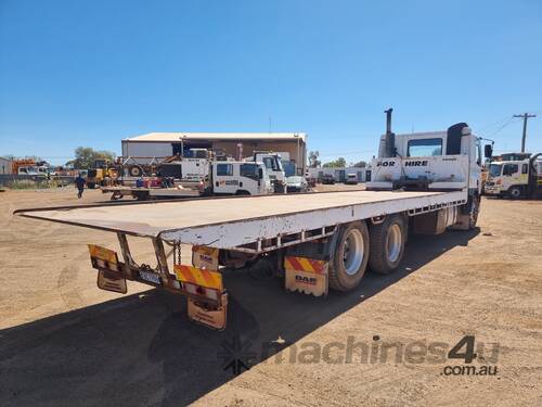 2000 Daf Tilt 9 metre tray