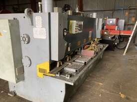 Hydraulic Guillotine 3m 8mm  - picture2' - Click to enlarge