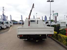 ISUZU NQR - picture2' - Click to enlarge