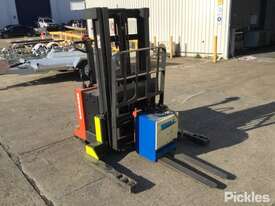 Raymond RRS30 Walk Behind Forklift - picture0' - Click to enlarge