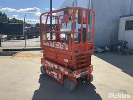 2012 Genie GS1932 Scissor Lift (Electric) - picture0' - Click to enlarge