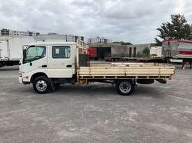 2009 Hino 300 716 Crew Cab Table Top - picture2' - Click to enlarge