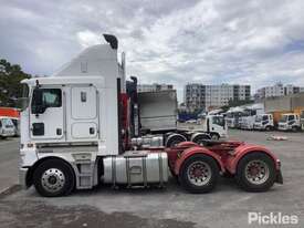 2013 Kenworth K200 Series Prime Mover Sleeper Cab - picture2' - Click to enlarge