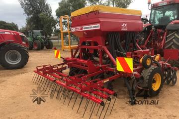 Berrigan- 3 row spring tyne trash harrow