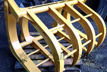 Almost New 1600mm Tractor Loader Telehandler Hydraulic Log Grab Grapple