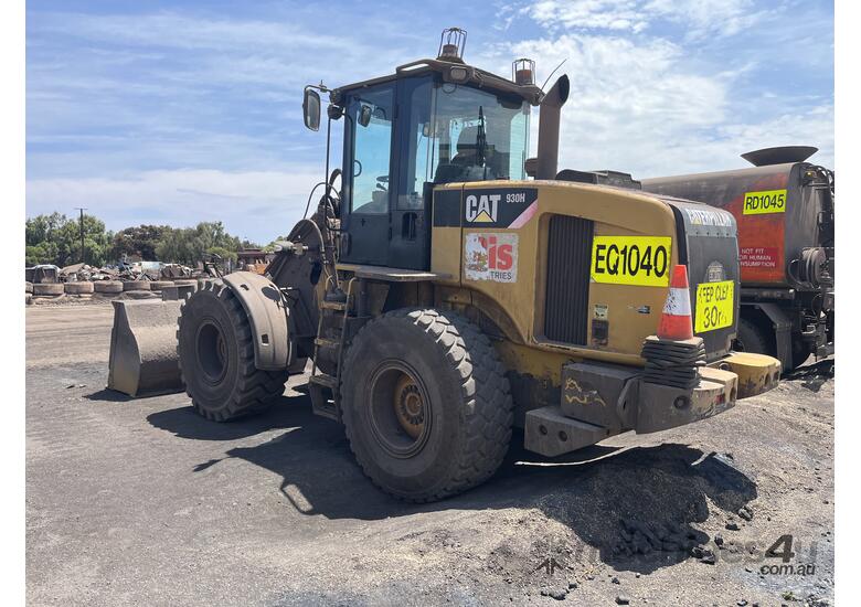 Used Caterpillar Caterpillar 930H Wheel Loader with a Hydrapower RBH ...