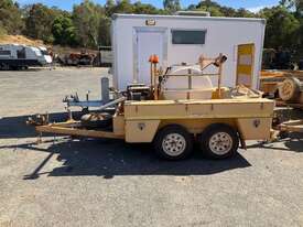 2012 Custom Tandem Axle Spray Unit - picture2' - Click to enlarge