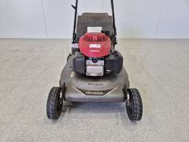 Honda Self propelled mower - picture0' - Click to enlarge