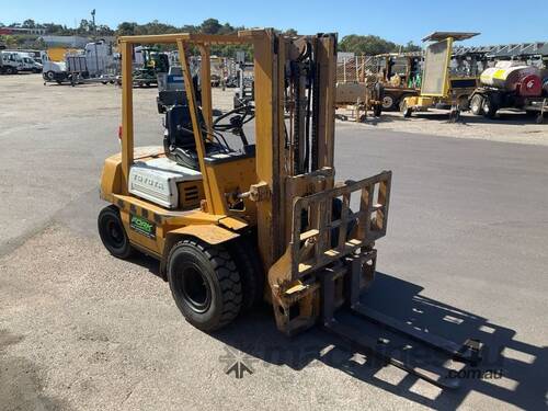 Toyota 2 Stage Forklift Truck