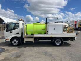 2018 Hino Dutro 300 Series 616 Water Cart - picture2' - Click to enlarge