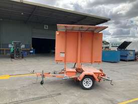 2016 Artcraft YT-VM320 Single Axle VMS Board - picture2' - Click to enlarge
