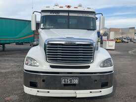 2019 Freightliner CL112 FLX Hook Truck - picture0' - Click to enlarge