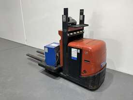 BT Electric Pallet Jack - picture1' - Click to enlarge