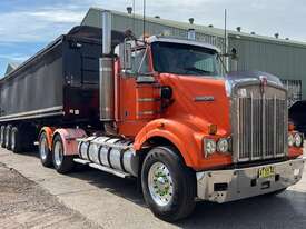 Kenworth T404SAR - picture0' - Click to enlarge