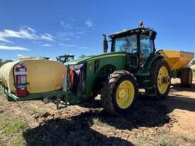 2013 JOHN DEERE 8285R FWA TRACTOR - picture0' - Click to enlarge