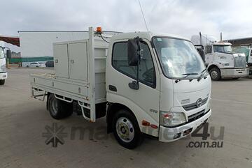 2014 Hino 300 616 4x2 Tray Truck (Ex Council)