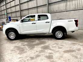 2020 Isuzu D-Max SX Diesel (Ex Council) - picture1' - Click to enlarge