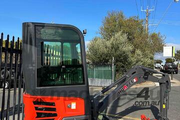 Xhd 2.0 TON MINI EXCAVATOR KUBOTA ENGINE SWING BOOM Xhd 2.0 TON MINI EXCAVATOR KUBOTA ENGINE SWING BOOM