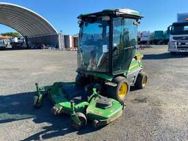 2017 John Deere 1585 Terrain Cut Outfront Mower - picture1' - Click to enlarge