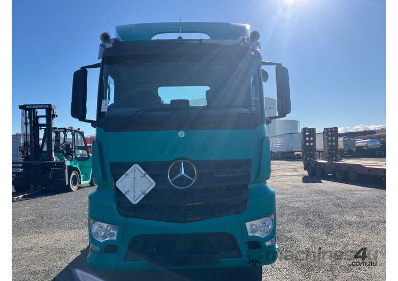 caption 2018 Mercedes Benz Actros 2651 Prime Mover Day Cab