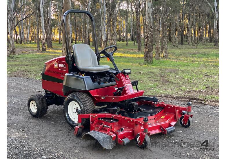 Used 2017 toro GroundsMaster 3280 D Turf Equipment (992481