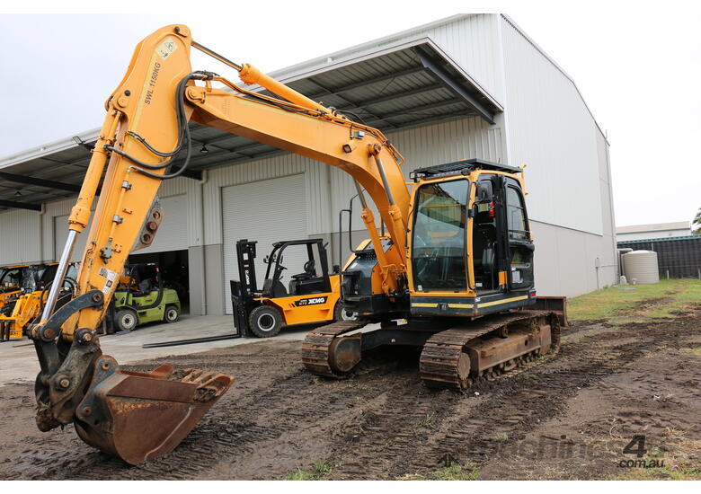 caption 2018 Hyundai Excavator 14T + GP Bucket, Good Condition! NSW