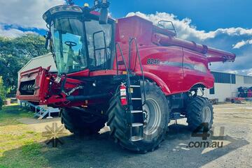 Case IH 2017   8240 Header