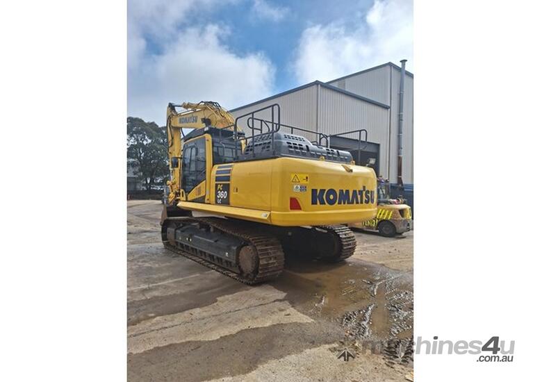 caption 2020 KOMATSU PC360LC-11 Excavator