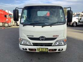 2014 Hino 300 series Tipper - picture0' - Click to enlarge