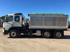 2018 Volvo FM 540 Prime Mover/Tipper - picture2' - Click to enlarge