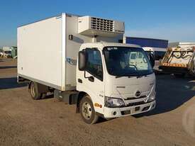 Hino 300 Series - picture0' - Click to enlarge