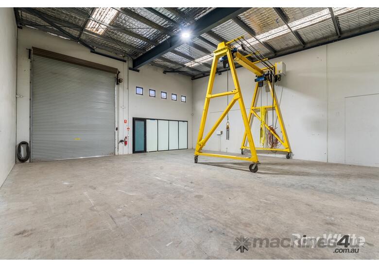 caption JDN MONOCRANE SINGLE GIRDER PORTAL CRANE 2T