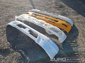 4 x Hino & Mitsubishi Bumper Bars  - picture2' - Click to enlarge