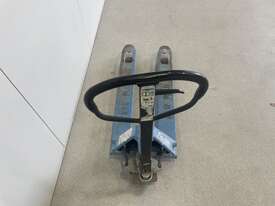 Pallet Jack - picture0' - Click to enlarge