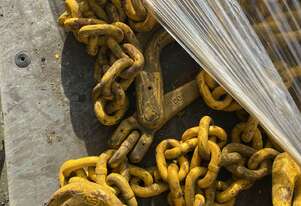   LOT #36 Lifting chains