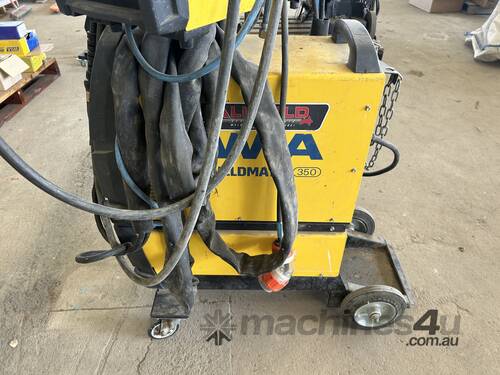 WIA Weldmatic 350 welder and W67 wire feeder