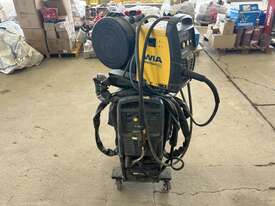 WIA Weldmatic 350 welder and W67 wire feeder - picture2' - Click to enlarge