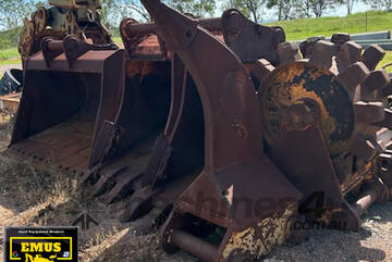 Assorted Attachments to suit 30ton Excavator, E.M.U.S AS290