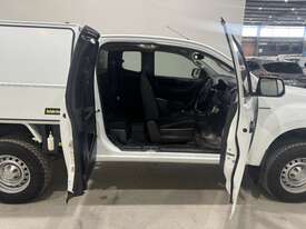 2018 Isuzu Extra Cab D-Max (4x4) SX 3.0L Diesel Ute (Ex-Lease) - picture2' - Click to enlarge