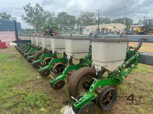 2021 Precision 12 Row Precision Planter 