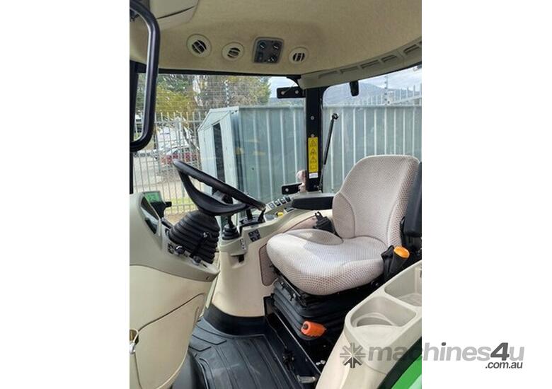 caption 2015 John Deere 4066R Compact Ut Tractors