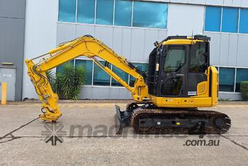 Komatsu 2023   PC88MR-11