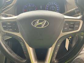 2014 Hyundai i40 Active Diesel - picture2' - Click to enlarge