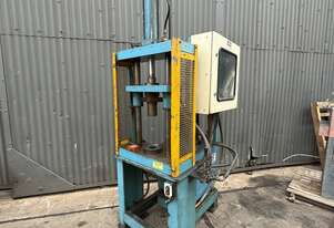 Hydraulic press Parts Manufacturing Metal Work Power pack approx 3